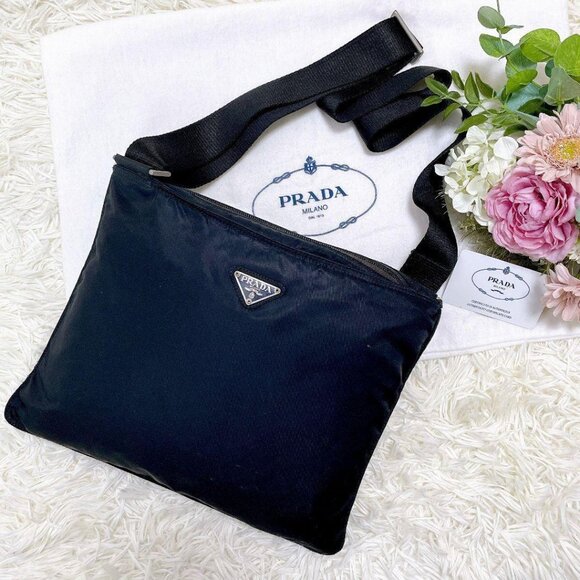 PRADA Nylon Bag Shoulder Sacoche with Guarantee and Triangle LOGO - Picture 10 of 10
